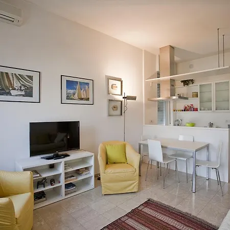 Veronaforent Selene Apartamento